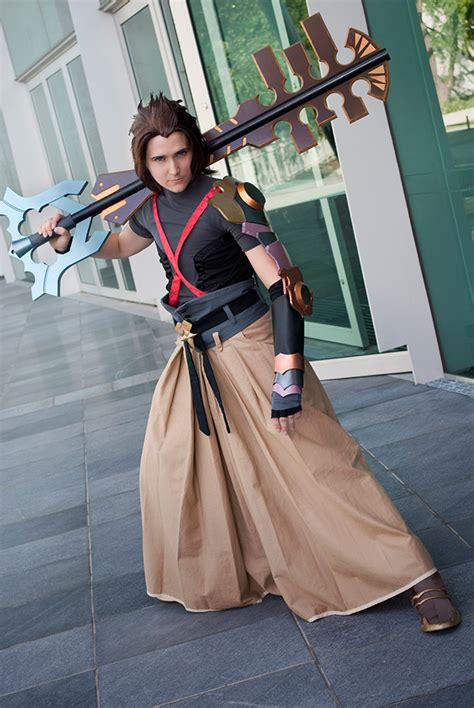 Cosplay: Terra by Risachantag on DeviantArt