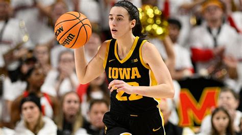 Caitlin Clark's boyfriend fires 4-emoji response to WNBA legend's prediction on Iowa star's pro ...