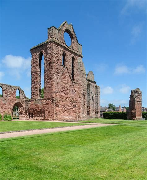 Ruins of Arbroath Abbey (Illustration) - World History Encyclopedia