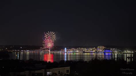 National Harbor holiday Fireworks make for a beautiful view : r/maryland