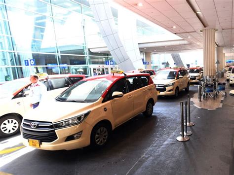 One million passengers use taxis at Dubai Airport over two months ...