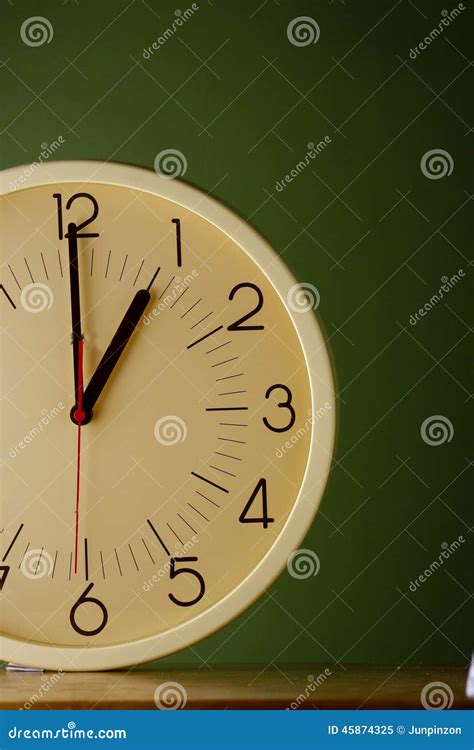 An Analog Clock at One O Clock Position Stock Image - Image of period, night: 45874325