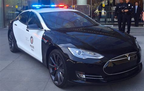 LAPD Acquires Tesla Model S Police Car - GTspirit