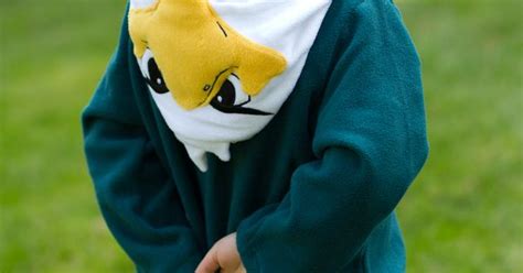 SWOOP Eagles Costume | Philadelphia Eagles | Pinterest | Eagle costume ...