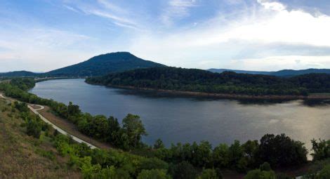 Chattanooga Riverpark Opens New Extension along Tennessee River - The ...