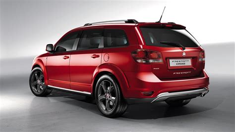 Fiat Freemont Cross : Rugged-looking V6 AWD seven-seat SUV here in Q3 - photos | CarAdvice