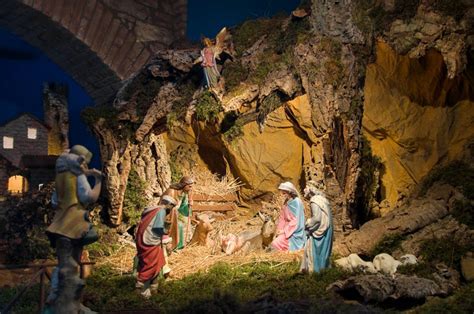 Southern Italy's Christmas Nativity Scenes