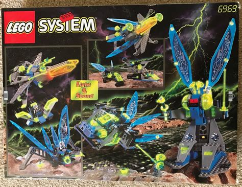 LEGO 6969 System Insectoids Series Celestial Stinger Retiered and Rare