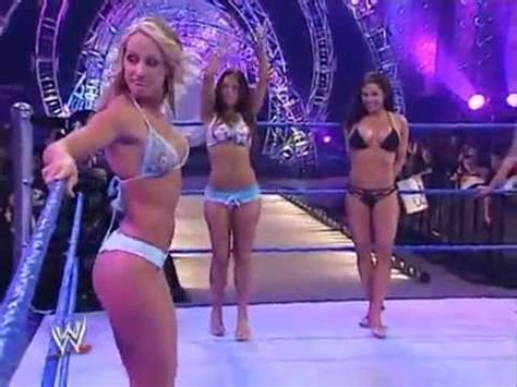 15 hottest Ever WWE Raw Moments - WWE DIVAS AND WORLD GOSSiPS