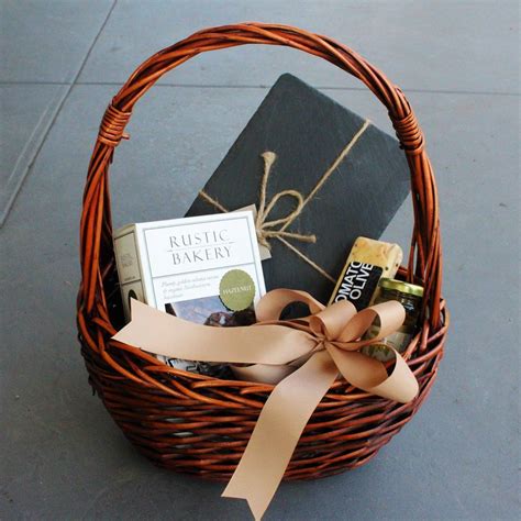 A Heartfelt Thank You Gift Basket | Corporate gift baskets, Corporate gifts, Thank you gift baskets