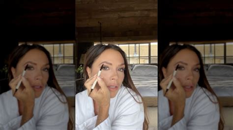 The Victoria Beckham-Approved Method For Doing Your Eyebrows