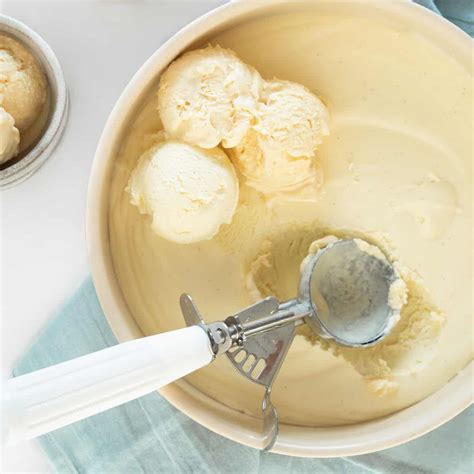 Condensed Milk Ice Cream (no-churn) - Vintage Kitchen Notes