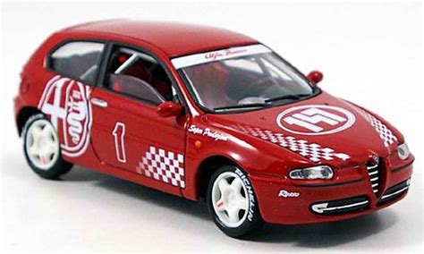 Miniature Alfa Romeo 147 1/43 Solido bleu 2000 - Voiture-miniature.be