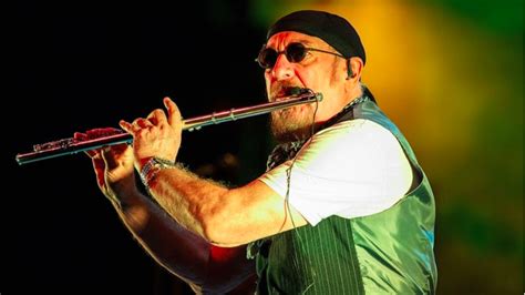 Two Guys Metal Reviews: Interview with Ian Anderson (Jethro Tull)