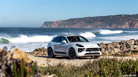 Porsche Macan GTS | 2020MY (Color: Carrara White Metallic) | Front ...