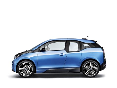 BMW officially unveils the 2017 BMW i3 with a new 33 kWh battery pack ...