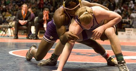 PHOTOS: IHSA State Wrestling Finals