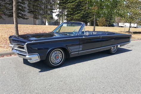 1966 CHRYSLER 300 CONVERTIBLE