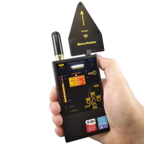 Professional Digital RF Wireless Bug Detector | SpyCentre.com