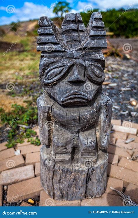 Tiki Tiki statue stock photo. Image of traditional, wood - 45454026