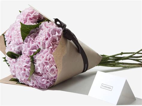 10 Best Flower Delivery Services in Edinburgh for 2023 | Order Flowers Online