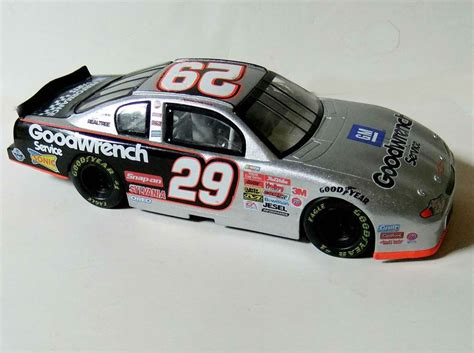 KEVIN HARVICK #29 GM Goodwrench 1:24 2002 NASCAR Action Diecast No Box #Action #Chevrolet ...