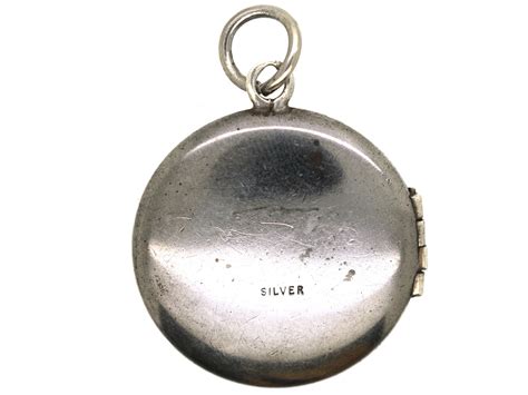 Round Silver Engraved Locket (DK3) | The Antique Jewellery Company