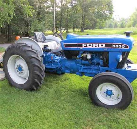 Ford-New HollandUtility Tractors 3930 Full Specifications