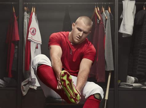 Mike Trout first MLB player since Ken Griffey Jr. to get Nike cleat ...