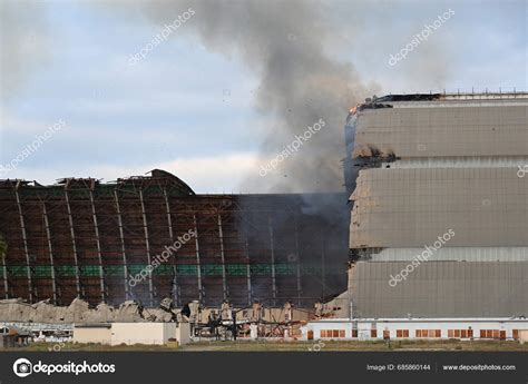 Tustin California Nov 2023 Mcas Tustin Blimp Hangar Fire – Stock Editorial Photo © scukrov ...