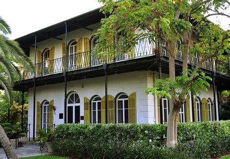 Exploring the Hemingway Home & Museum: Glimpse into the Author's Life