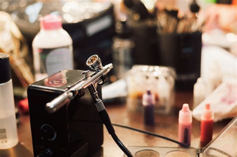 Airbrush Makeup Kit | What You Need To Know Before Getting One