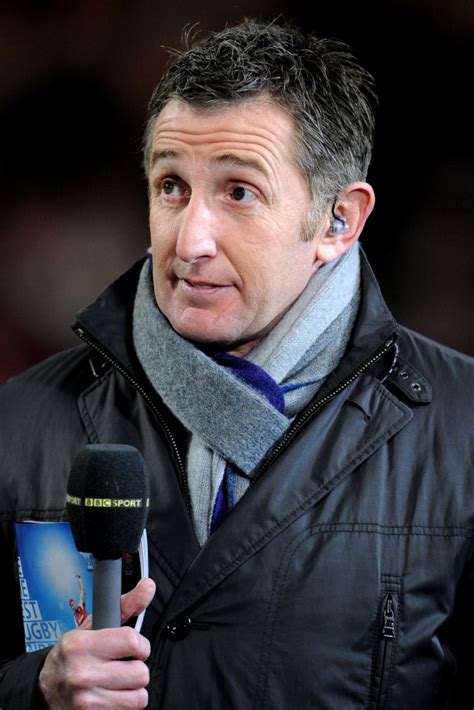 Rugby commentator Jonathan Davies lost his voice during Wales v France ...