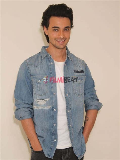 Loveyatri Movie Promotion In New Delhi Photos - FilmiBeat