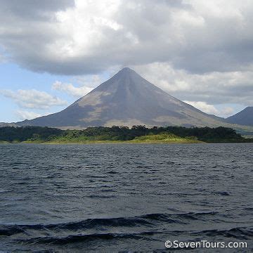 Lake Arenal Costa Rica - Maps and information