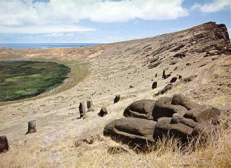 Easter Island: Rano Raraku