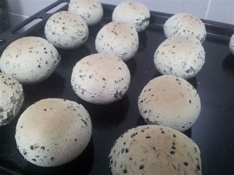 Devilish Sweet Cakes: Korean Sesame Mochi Bread