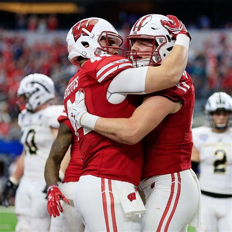 Western Michigan vs. Wisconsin: Score and Reaction for 2017 Cotton Bowl ...