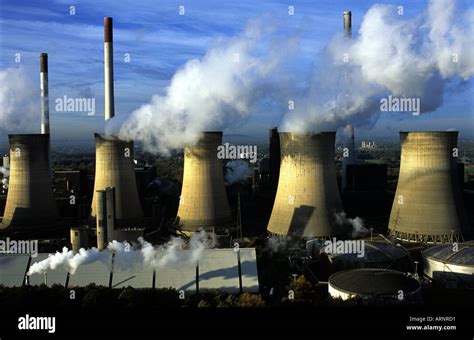 Coal-fired power station Stock Photo - Alamy