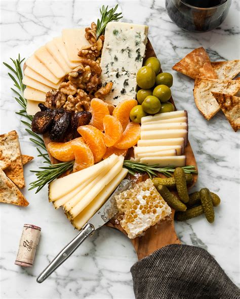 Winter Cheese Board | Zestful Kitchen | Recipe | Perfect cheese board, Food platters, Winter ...