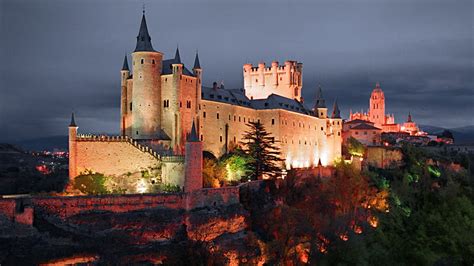 Segovia Castle - Alcazar de Segovia - Castile and Leon, Spain - YouTube