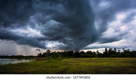 2,638 Arcus Cloud Stock Photos, Images & Photography | Shutterstock