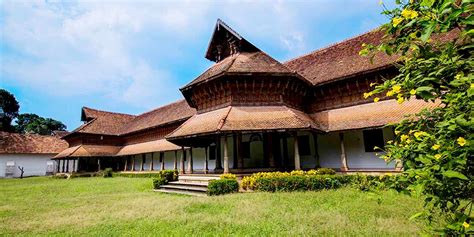 Kuthiramalika (Puthenmalika) Palace Museum Trivandrum (Timings, History, Entry Fee, Images ...