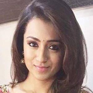 Trisha Krishnan - Age, Family, Bio | Famous Birthdays