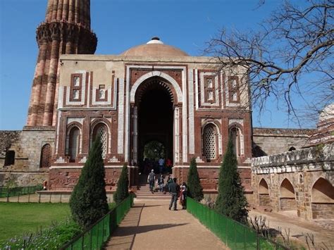 Alai Darwaza - Ghumakkar - Inspiring travel experiences.