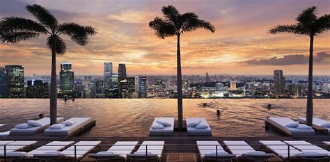 Marina Bay Sands - Sky High Infinity Pool In Singapore