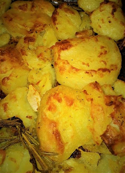 Perfect Oven Roasted Potatoes (Jamie Oliver's Recipe)