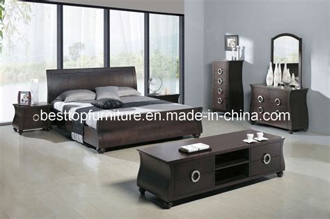 Oak Veneer Bedroom Furniture (8827A) - China Modern Home Furniture and ...
