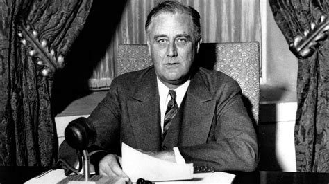 FDR broadcasts first 'fireside chat' during the Great Depression | March 12, 1933 | HISTORY