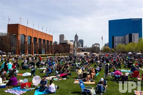 Photo: 2024 Total Solar Eclipse in Indianapolis - IND2024040801 - UPI.com